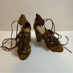 Gorgeous Tassel Heels